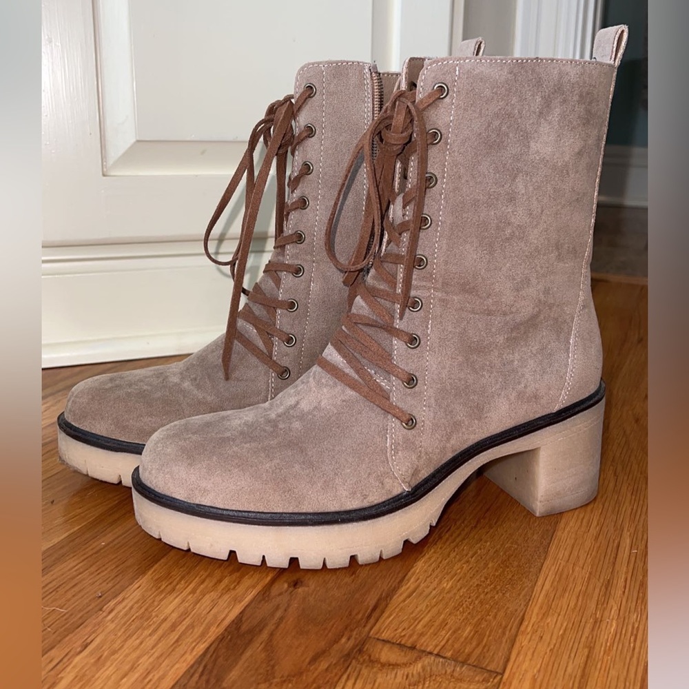 Women’s boots